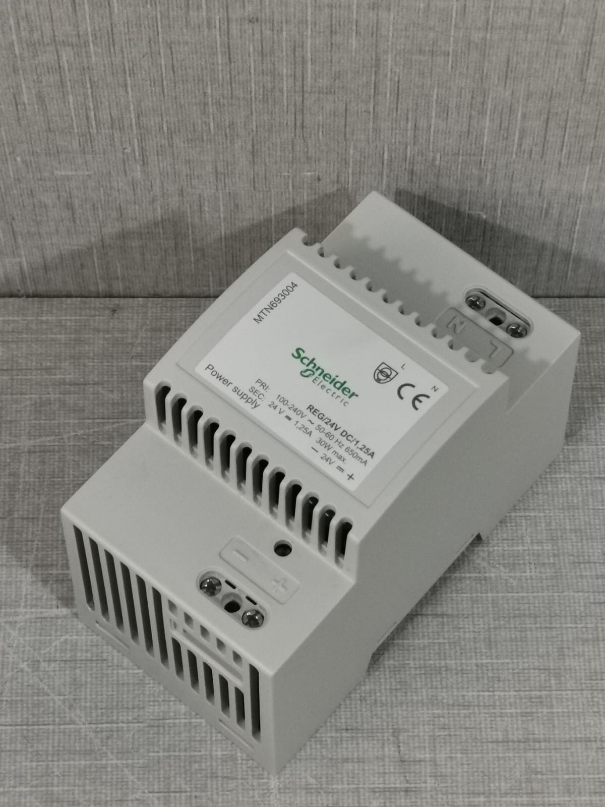 Schneider Electric MTN693004 SCHNEIDER ELECTRIC MTN693004 24VDC 1.25A POWER SUPPLY 4