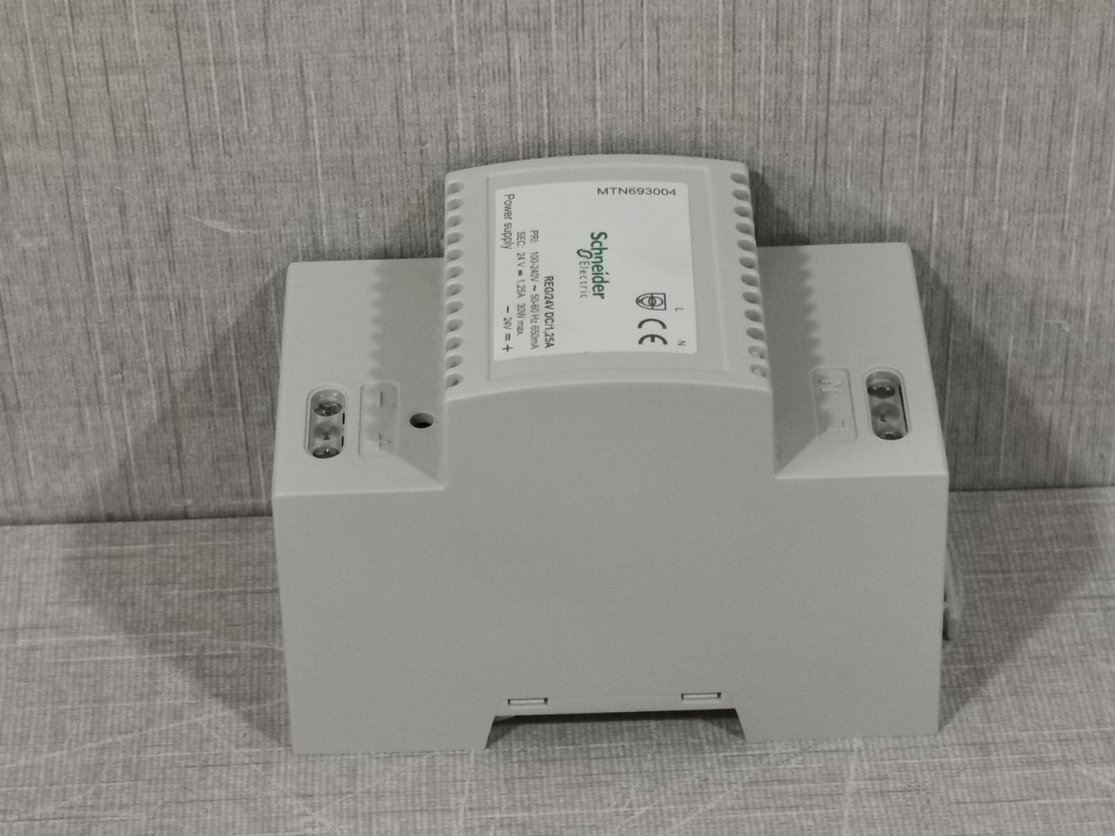 Schneider Electric MTN693004 SCHNEIDER ELECTRIC MTN693004 24VDC 1.25A POWER SUPPLY 7