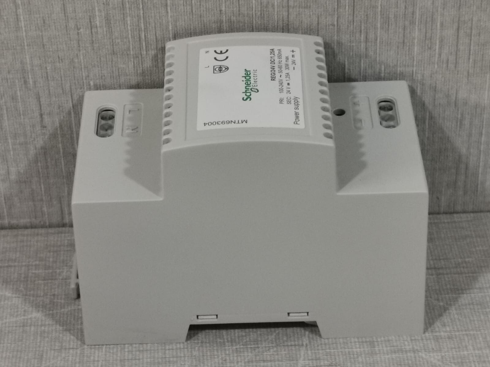 Schneider Electric MTN693004 SCHNEIDER ELECTRIC MTN693004 24VDC 1.25A POWER SUPPLY 8