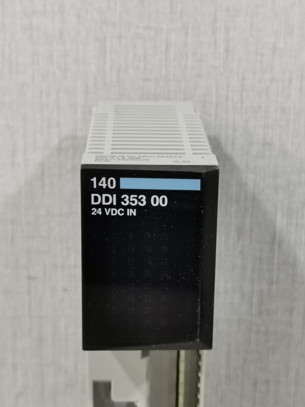 Schneider Electric 140DDI35300 SCHNEIDER ELECTRIC 140DDI35300 24V 4X8 SINK DISCRETE DC INPUT MODULE 5