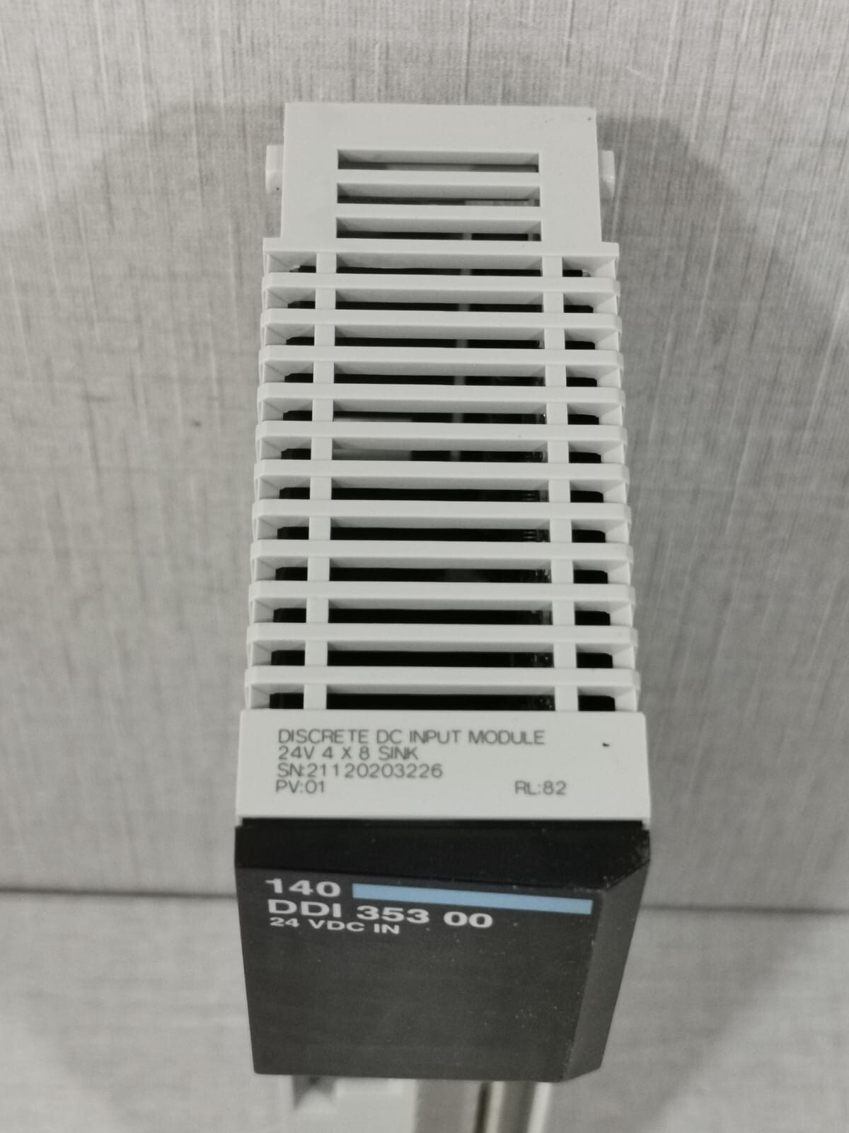 Schneider Electric 140DDI35300 SCHNEIDER ELECTRIC 140DDI35300 24V 4X8 SINK DISCRETE DC INPUT MODULE 6