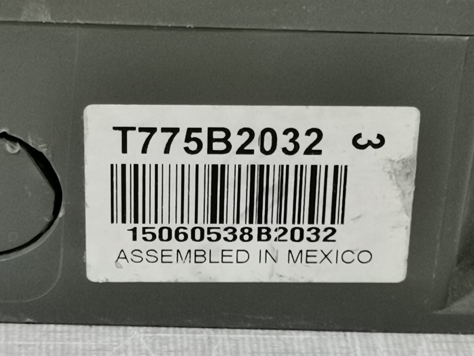 Honeywell T775B2032 Honeywell T775B2032 Electronic Remote Temperature Controller 2
