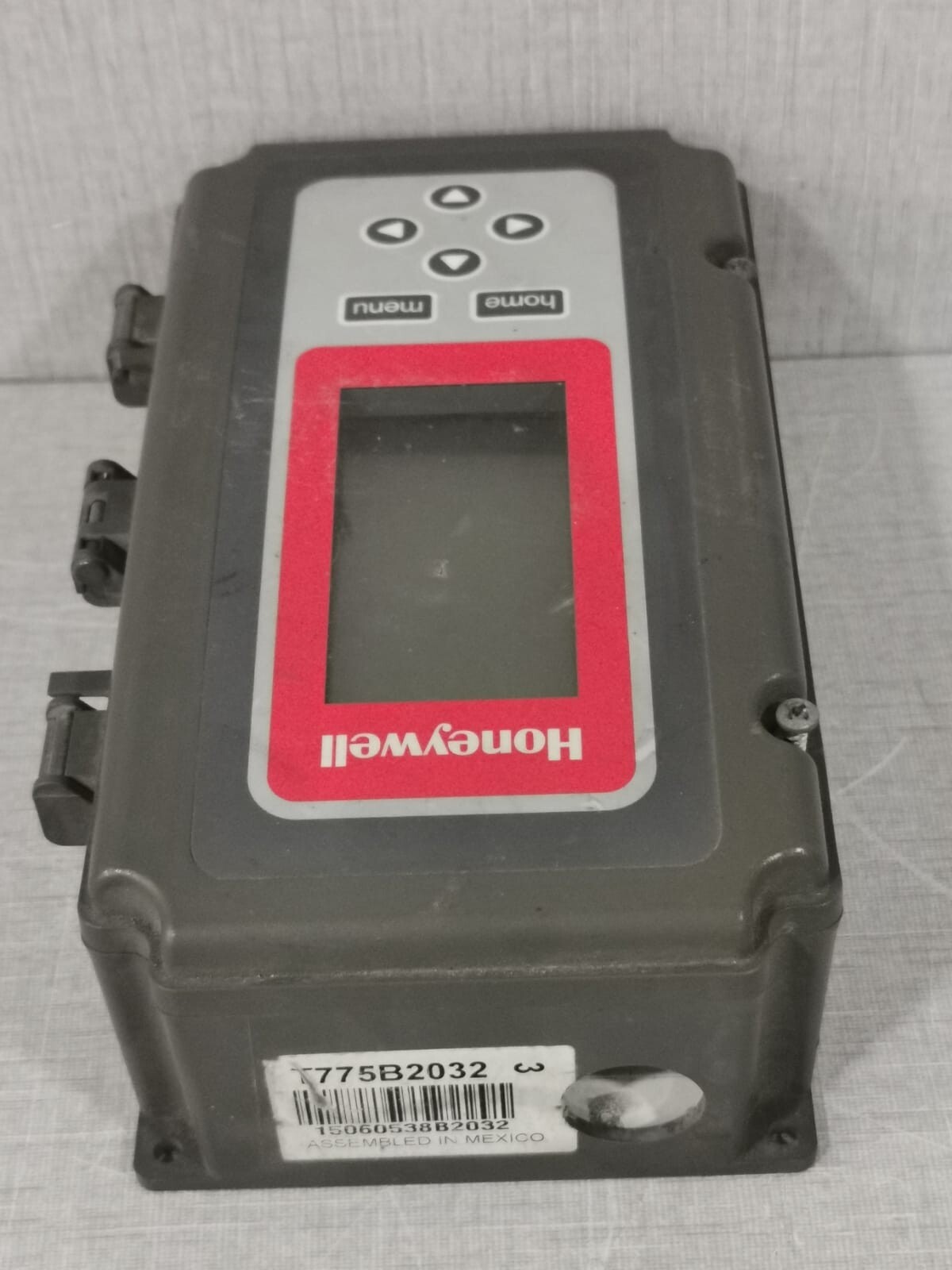 Honeywell T775B2032 Honeywell T775B2032 Electronic Remote Temperature Controller 4