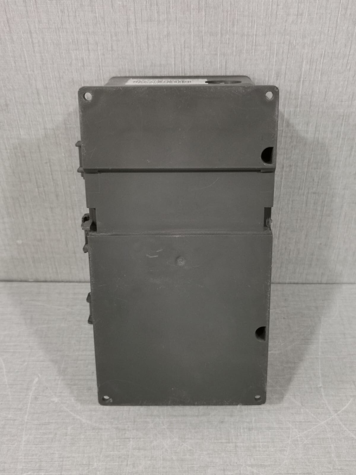 Honeywell T775B2032 Honeywell T775B2032 Electronic Remote Temperature Controller 10