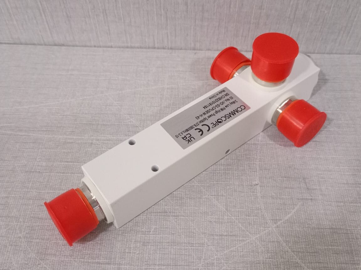 CommScope VD-S3-CPUSEW-H-43 COMMSCOPE VD-S3-CPUSEW-H-43 3-Way Low P/M High Power Splitter 4