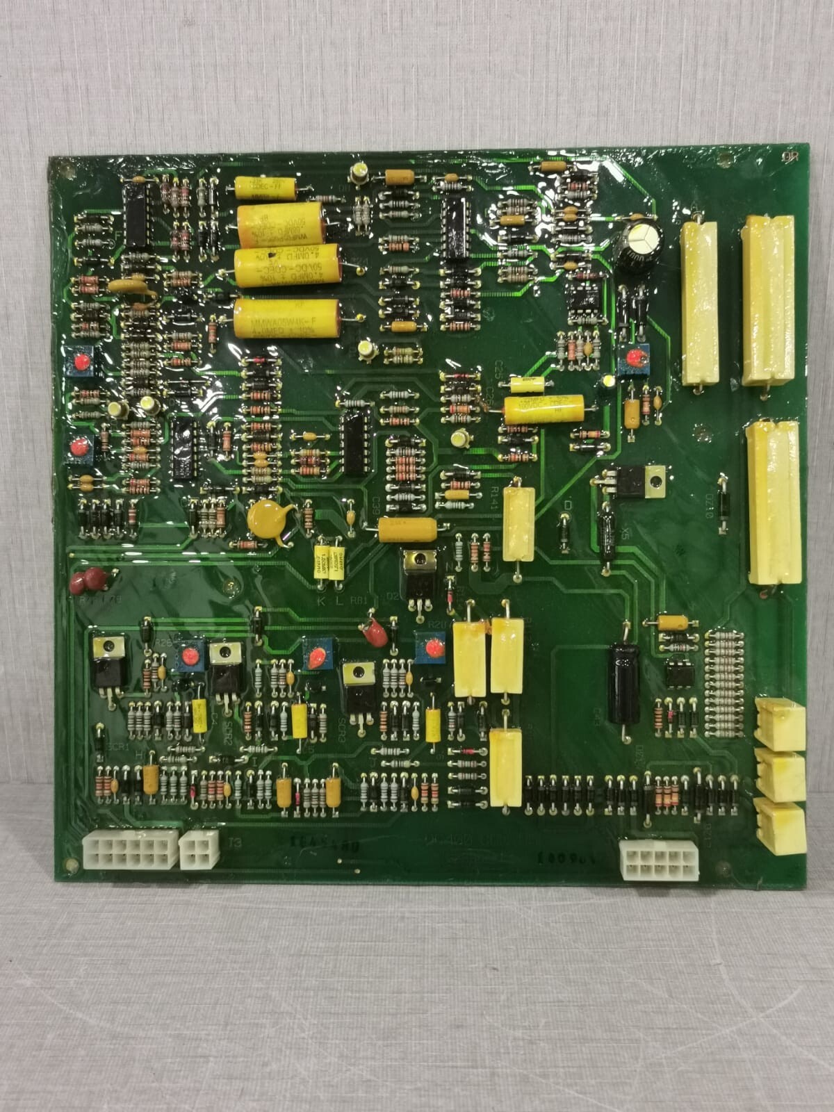 LINCOLN ELECTRIC DC400 LINCOLN ELECTRIC DC400 CONTROL BOARD G2588-2 PCB MOTHER BOARD 3