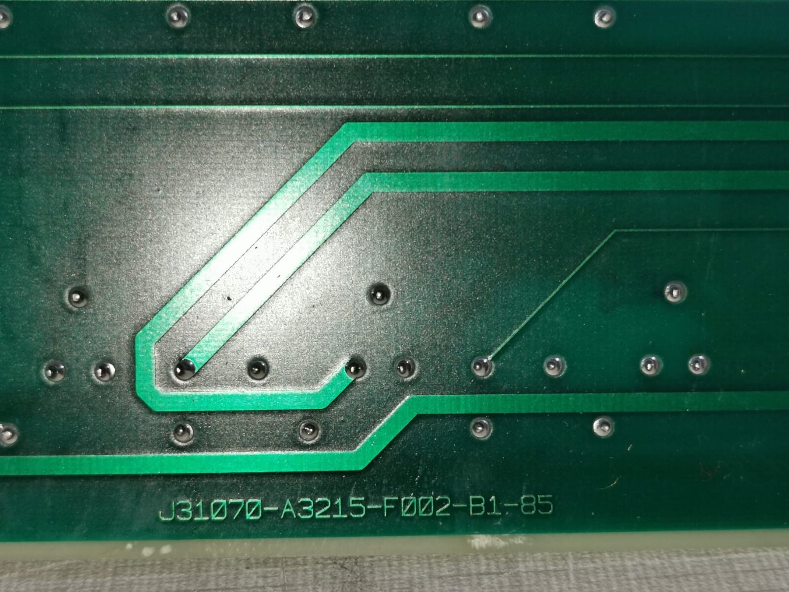 Siemens C1379-0B/G33928-V3215-L1 SIEMENS C1379-0B/G33928-V3215-L1 RELAY MODULE - WITH FHILTY BOX 8