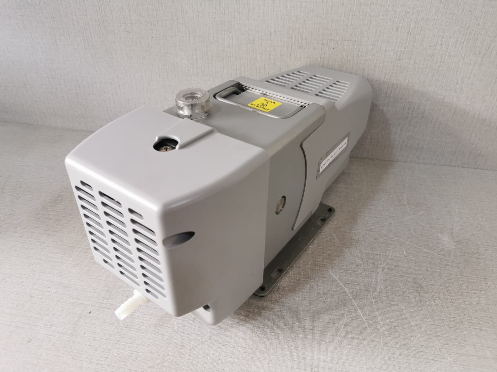 Agilent Technologies IDP-3 Agilent Technologies IDP-3 Dry Scroll Vacuum Pump 8