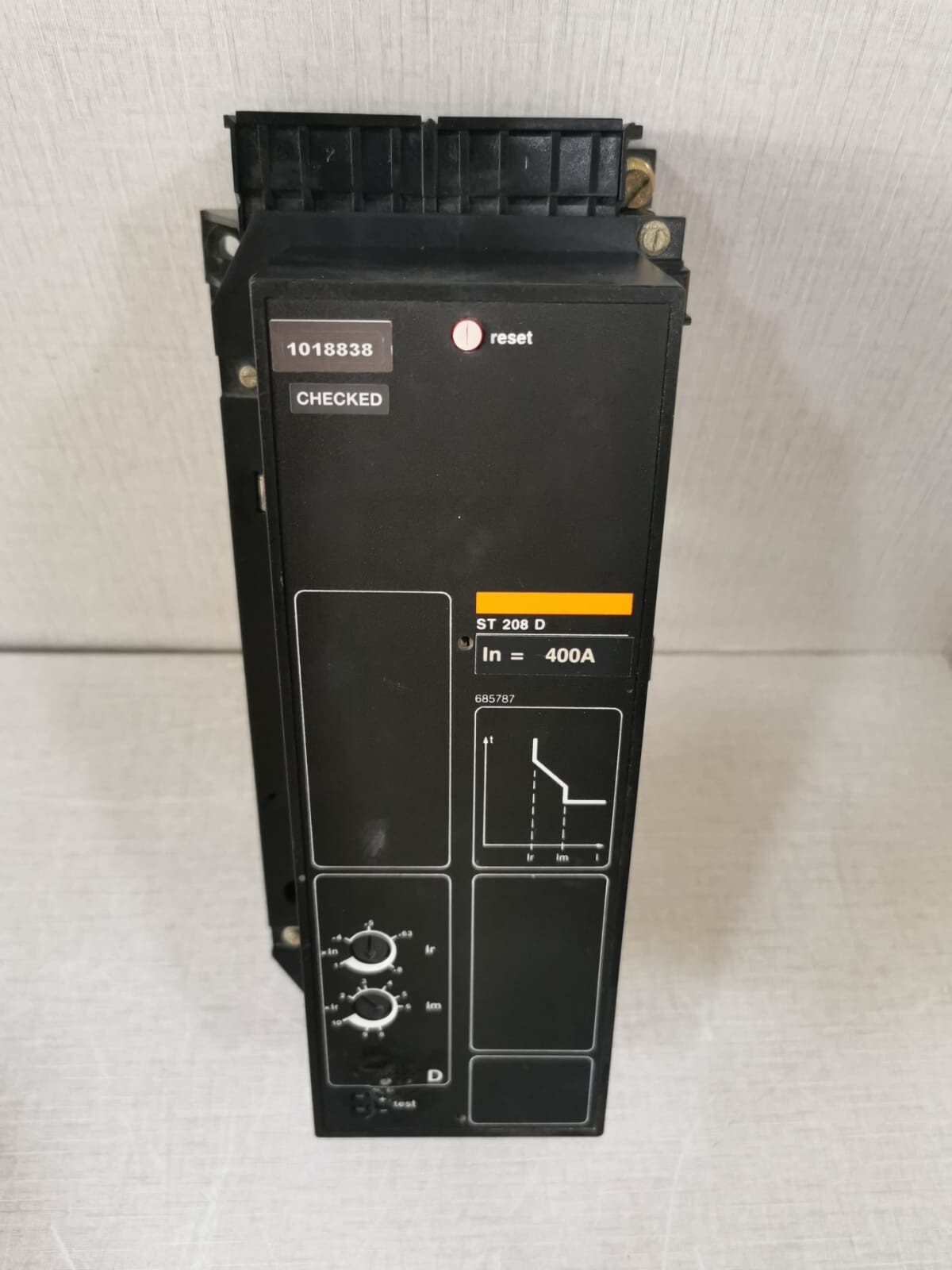 Merlin Gerin ST208D MERLIN GERIN ST208D ELECTRIC TRIP CONTROL CIRCUIT BREAKER ST 208 D IN=400A 4