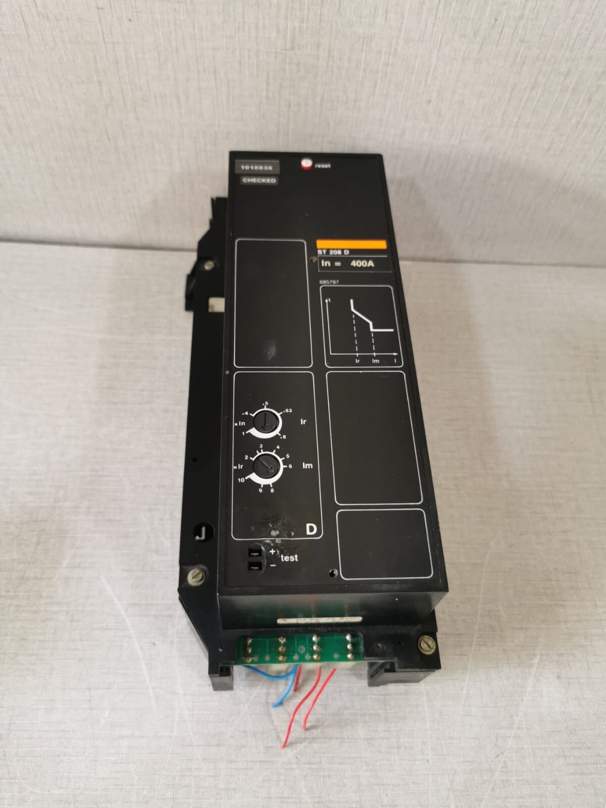 Merlin Gerin ST208D MERLIN GERIN ST208D ELECTRIC TRIP CONTROL CIRCUIT BREAKER ST 208 D IN=400A 5
