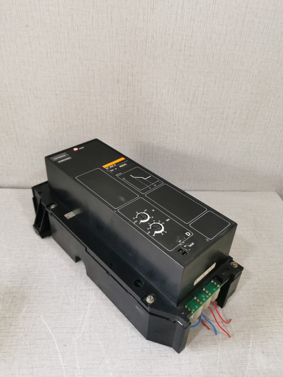 Merlin Gerin ST208D MERLIN GERIN ST208D ELECTRIC TRIP CONTROL CIRCUIT BREAKER ST 208 D IN=400A 7