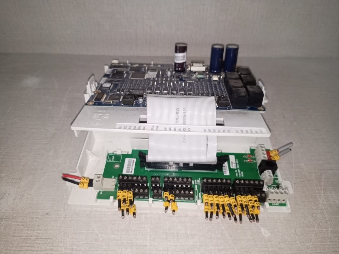 Trane 6400-2639-01 & 50100886 Trane 6400-2639-01 REV 100 1526 & TRANE 50100886 Rev G Circuit board 8