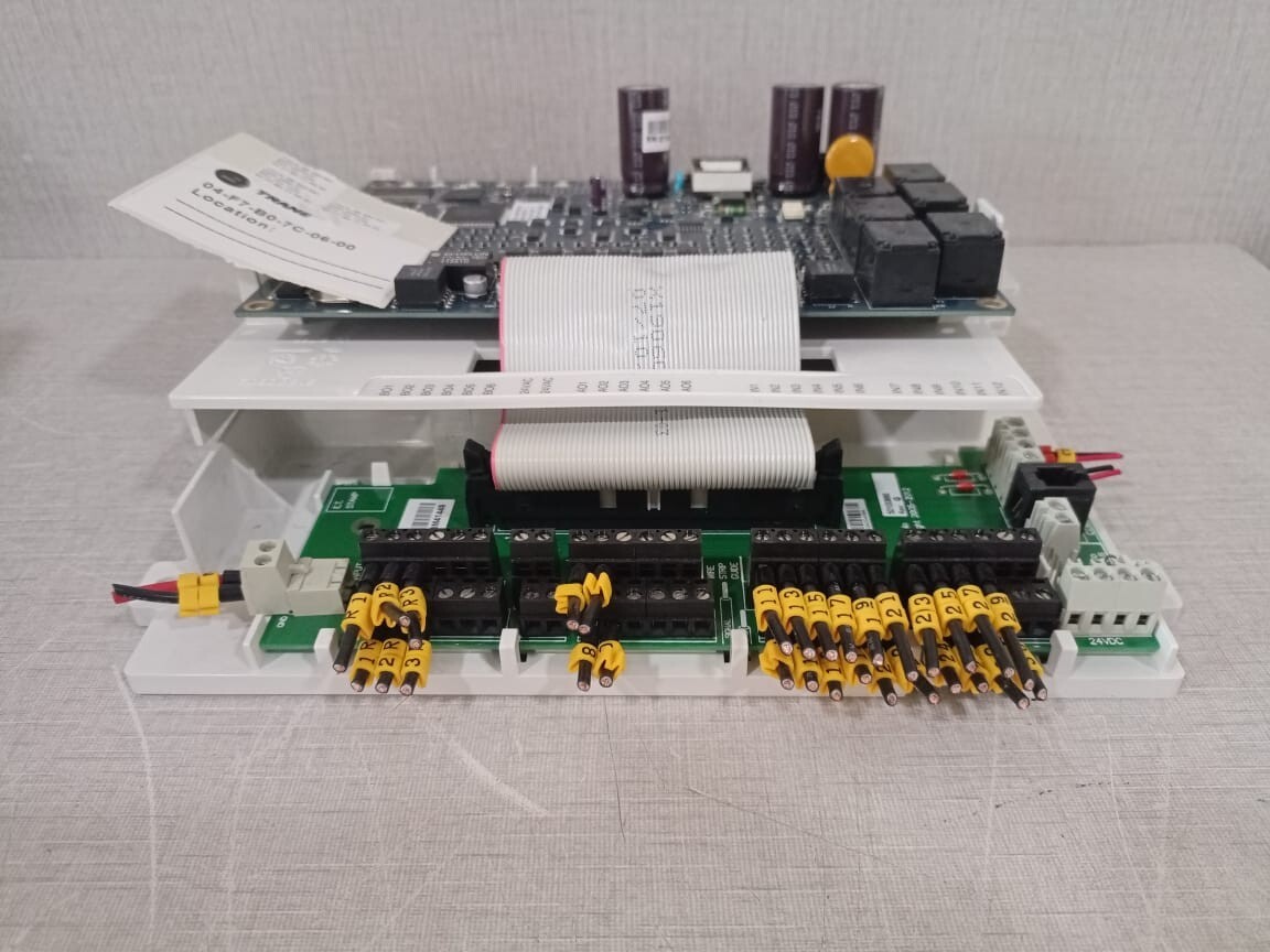 Trane 6400-2580-01 & 50100886 TRANE 6400-2580-01 REV 104 1346 & TRANE 50100886 Rev G CIRCUIT BOARD 6