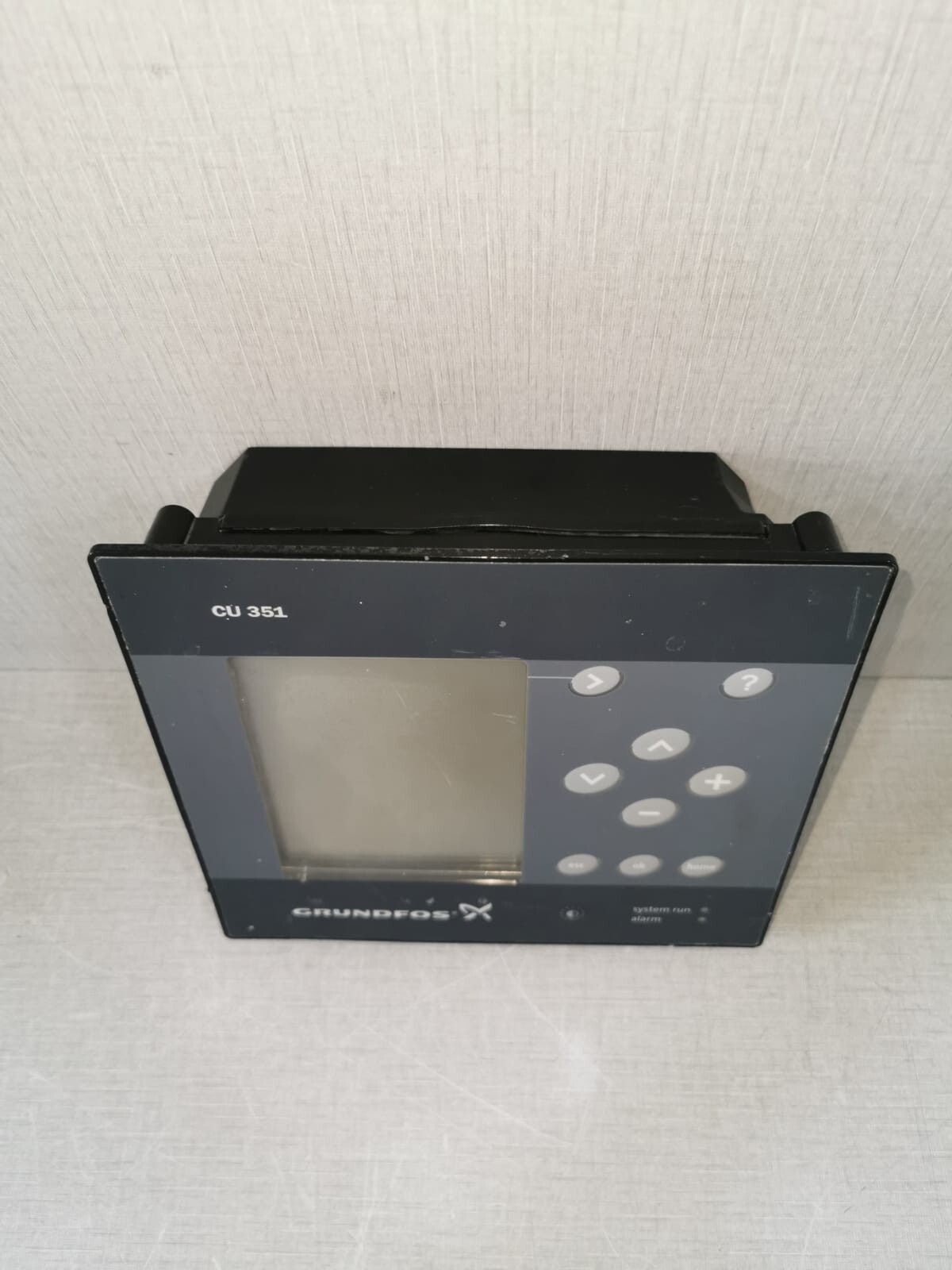 Grundfos 96161620-V05 GRUNDFOS CU 351/ 351O 96161620-V05 Flexible Control Controller 100-240VAC 6