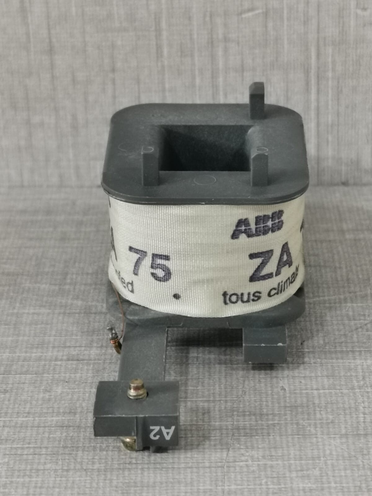ABB 1SBN153510R8106 ABB 1SBN153510R8106 ZA75-80 230-240V 60Hz REPLACEMENT COIL 5