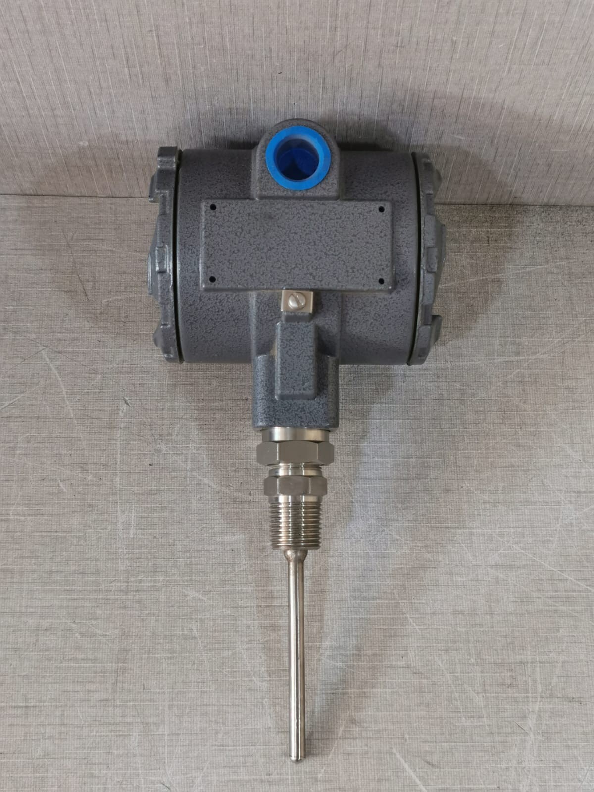 DWYER INSTRUMENTS TTE-104-W DWYER INSTRUMENTS TTE-104-W EXPLOSION-PROOF RTD Temperature Transmitter, 4"Probe 7