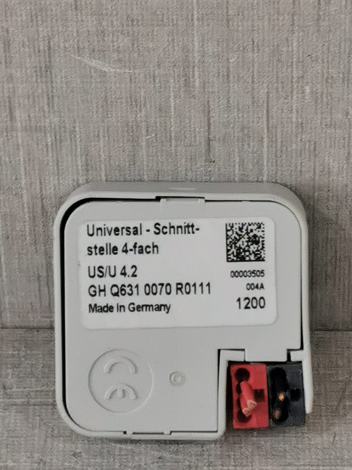 ABB ABB GH Q631 0070 R0111 ABB GH Q631 0070 R0111 US/S 4.2 UNIVERSAL INTERFACE 3