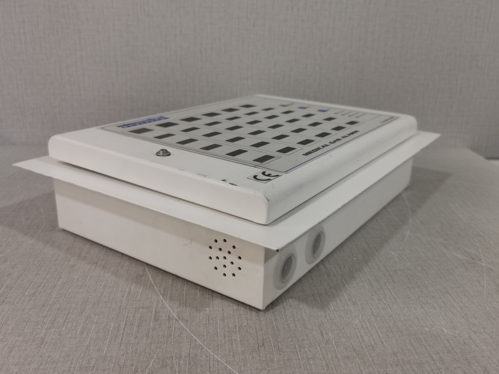 mimmedical 3200 Iss 4.4 3200 Iss 4.4 & 3300 ISS 4.2 MEDITECH GAS ALARM 8