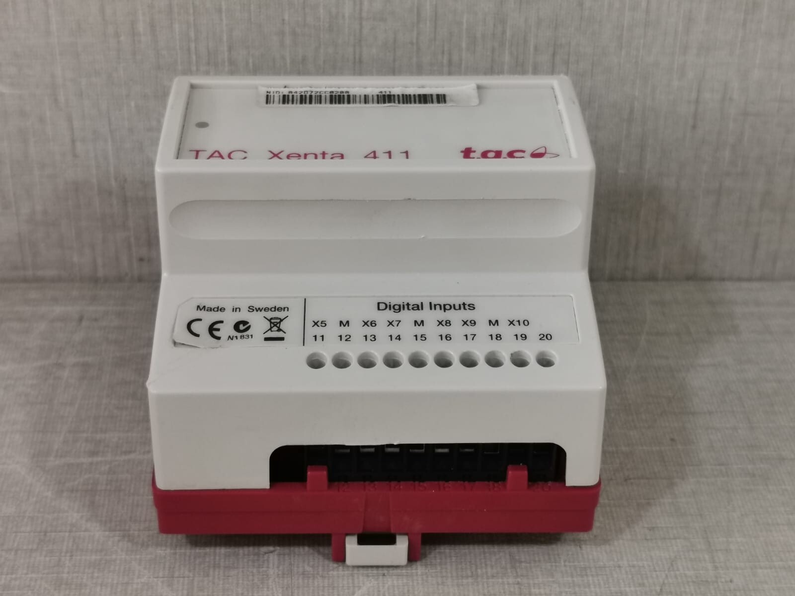 TAC XENTA 007302011 PCS TAC XENTA 411 DIGITAL INPUT MODULE WITH BASE 007302011 VER 1.05 8