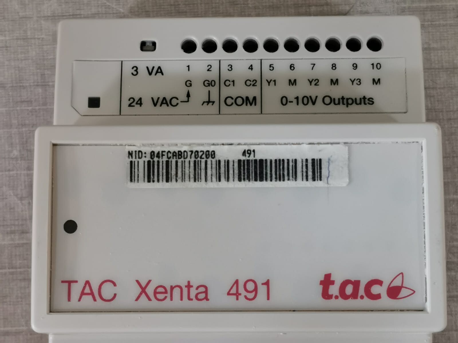 TAC XENTA 0-073-0301-0 TAC XENTA 491 ANALOG OUTPUT MODULE 0-073-0301-0 VER 1.04 2