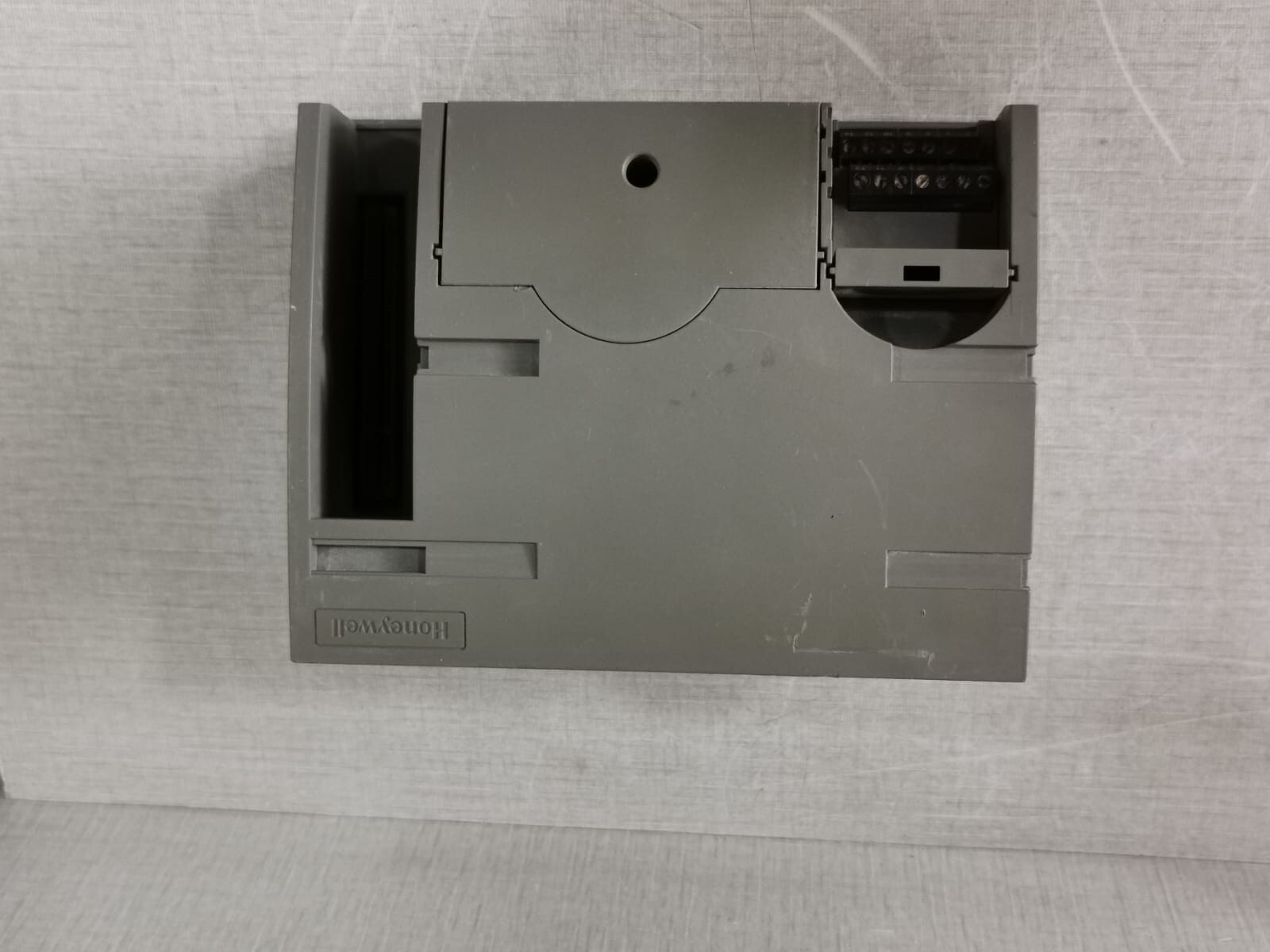 Honeywell Honeywell XCL5010 24V AC Honeywell XCL5010 24V AC + -15% max.10VA 50/60Hz,IP30 6