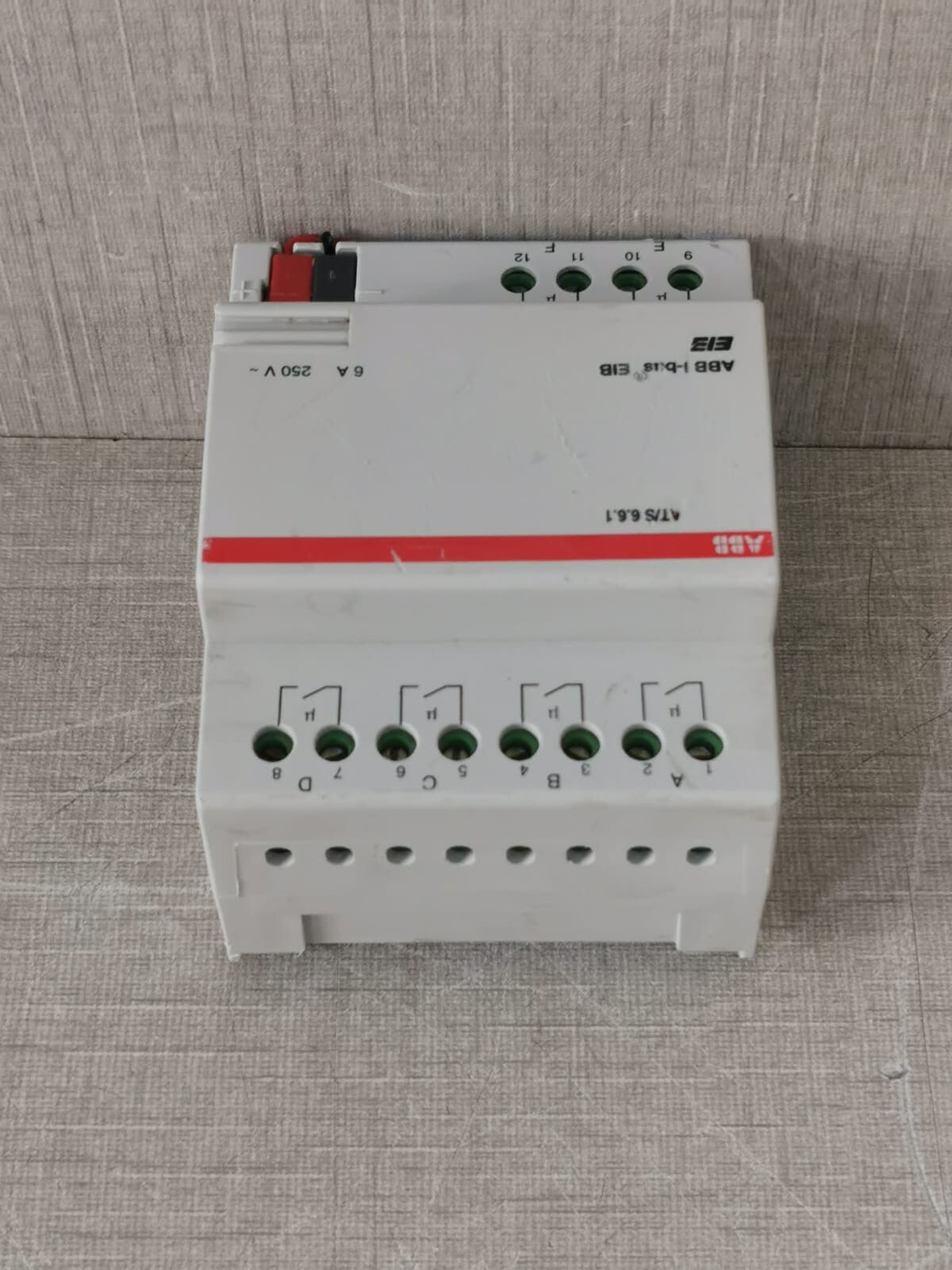 ABB GHQ6310023R0111 GHQ6310023R0111 ABB i-bus AT/S 6.6.1 Switch Actuator 5