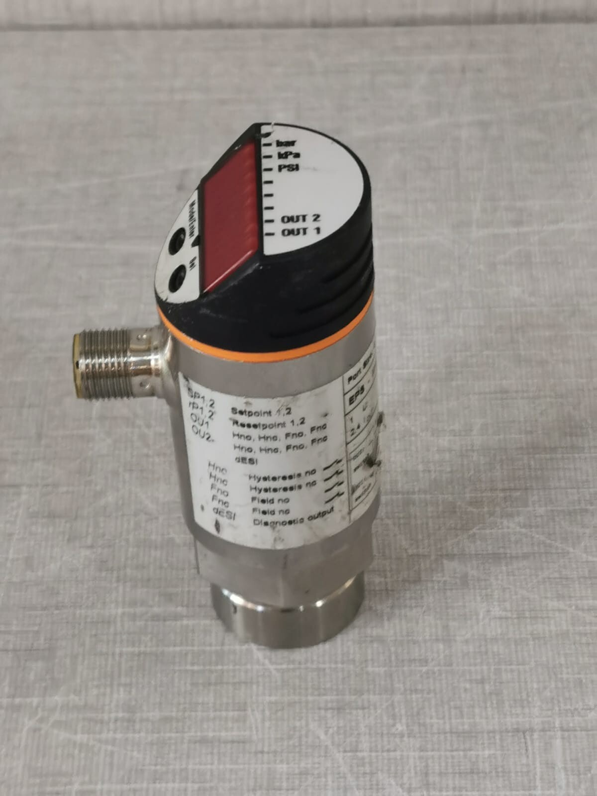 IFM Electronic PN7006 IFM Electronic PN7006 PRESSURE SENSOR SWITCH W/ DISPLAY 2
