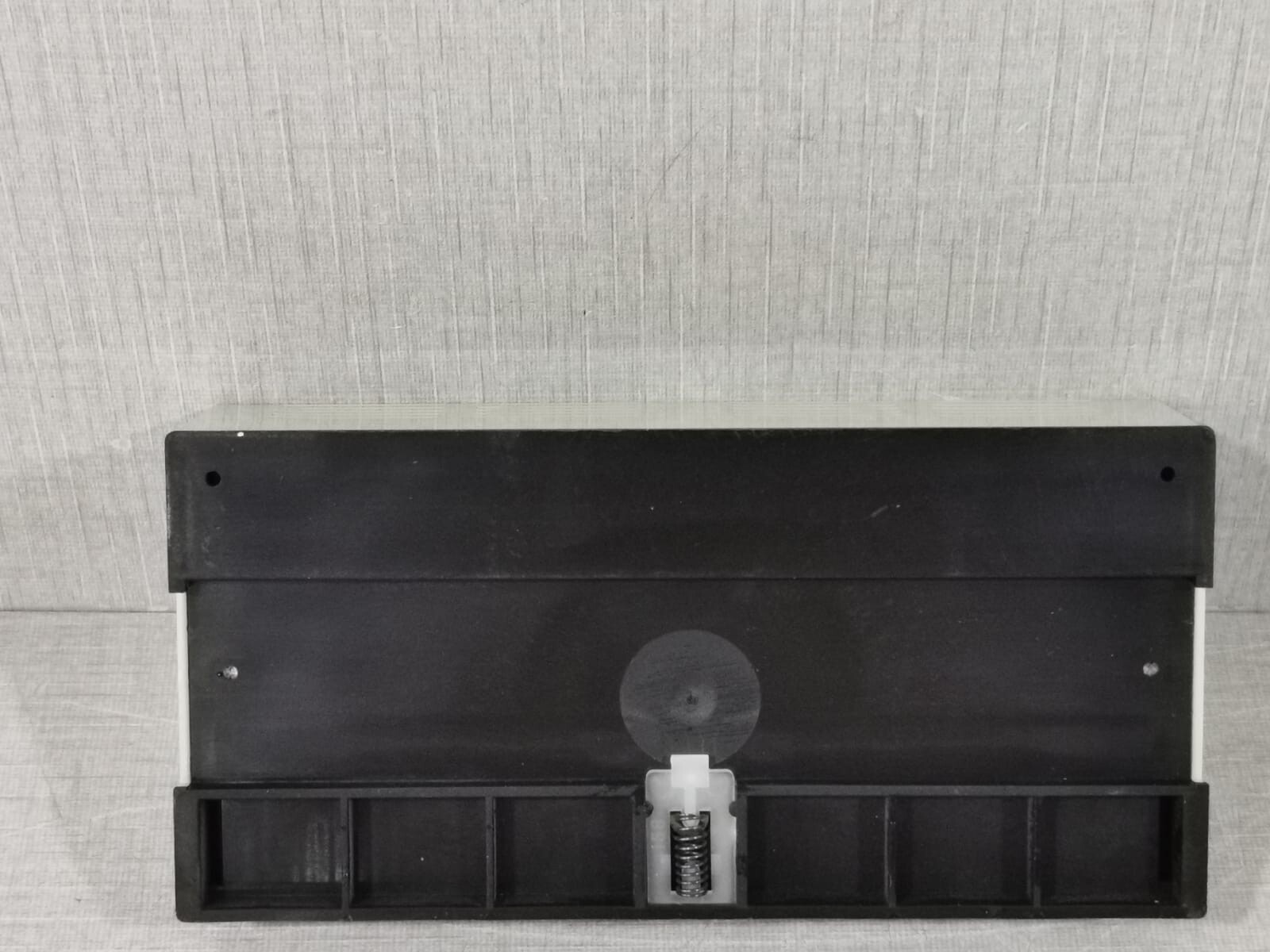 ABB DIM-DR 2000 ABB DIM-DR 2000 PHASE-CONTROLLED PUSH DIMMER 60-2000 W/VA 7
