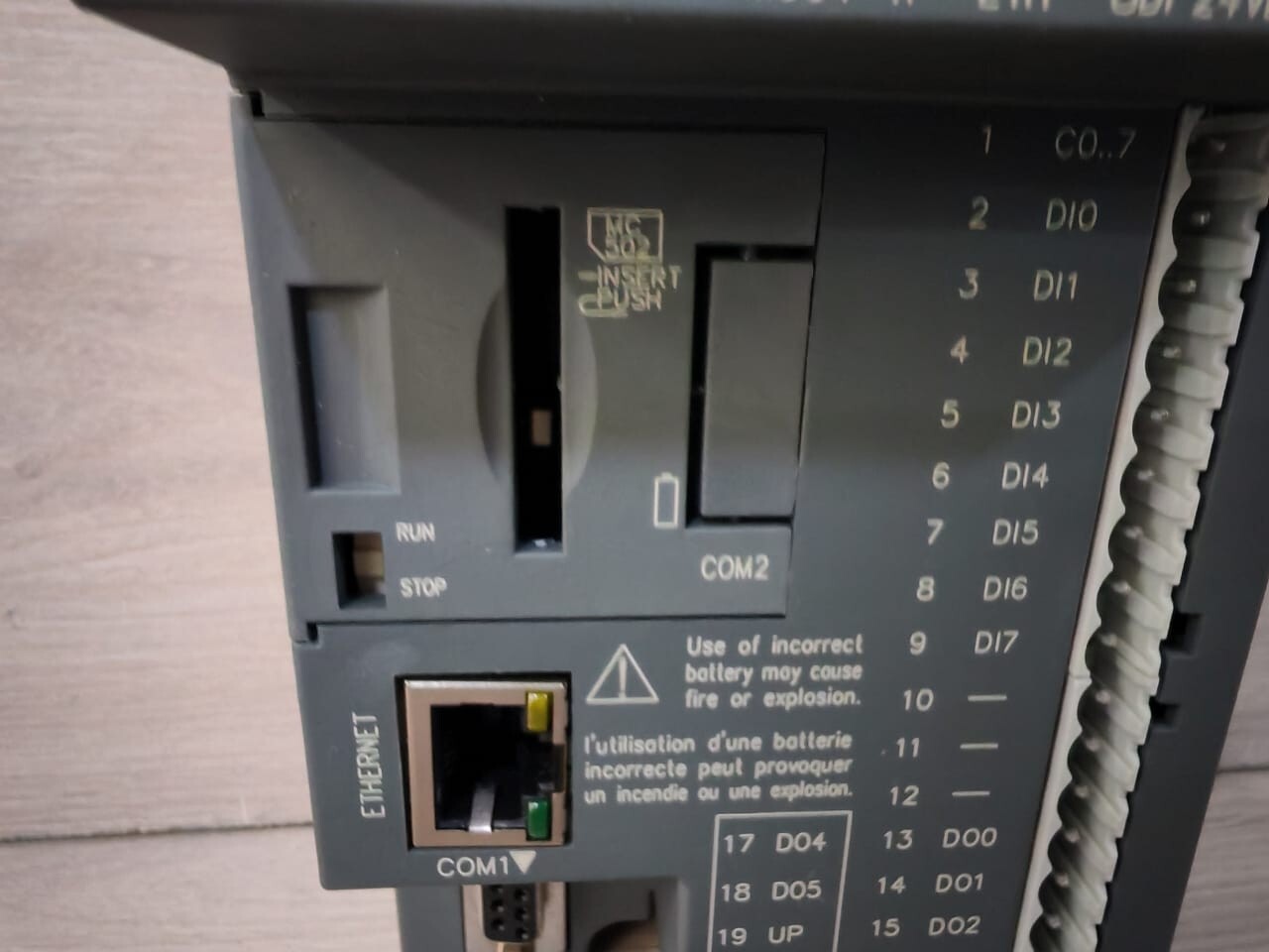 ABB 1SAP120600R0071 ABB 1SAP120600R0071 PM554-TP-ETH C1 CPU 128KB ETHERNET 4