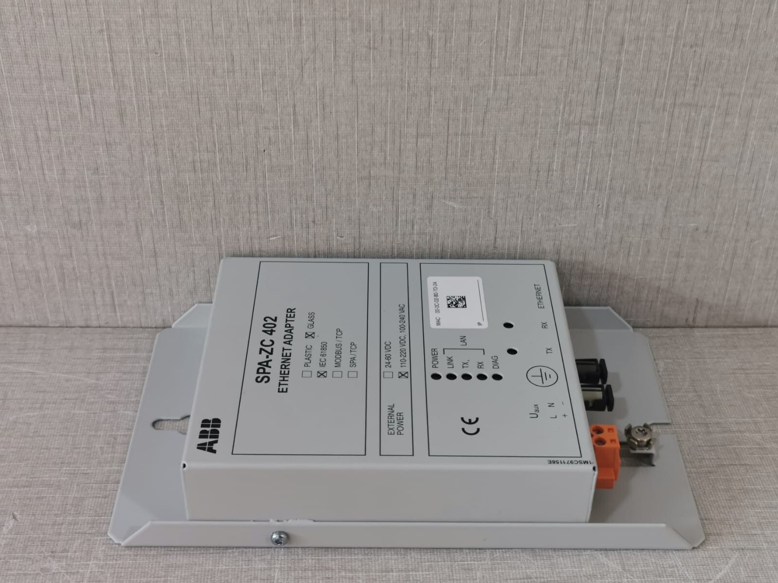 ABB SPA-ZC 402 ABB SPA-ZC 402 ETHERNET ADAPTER REV C2.1.1 9