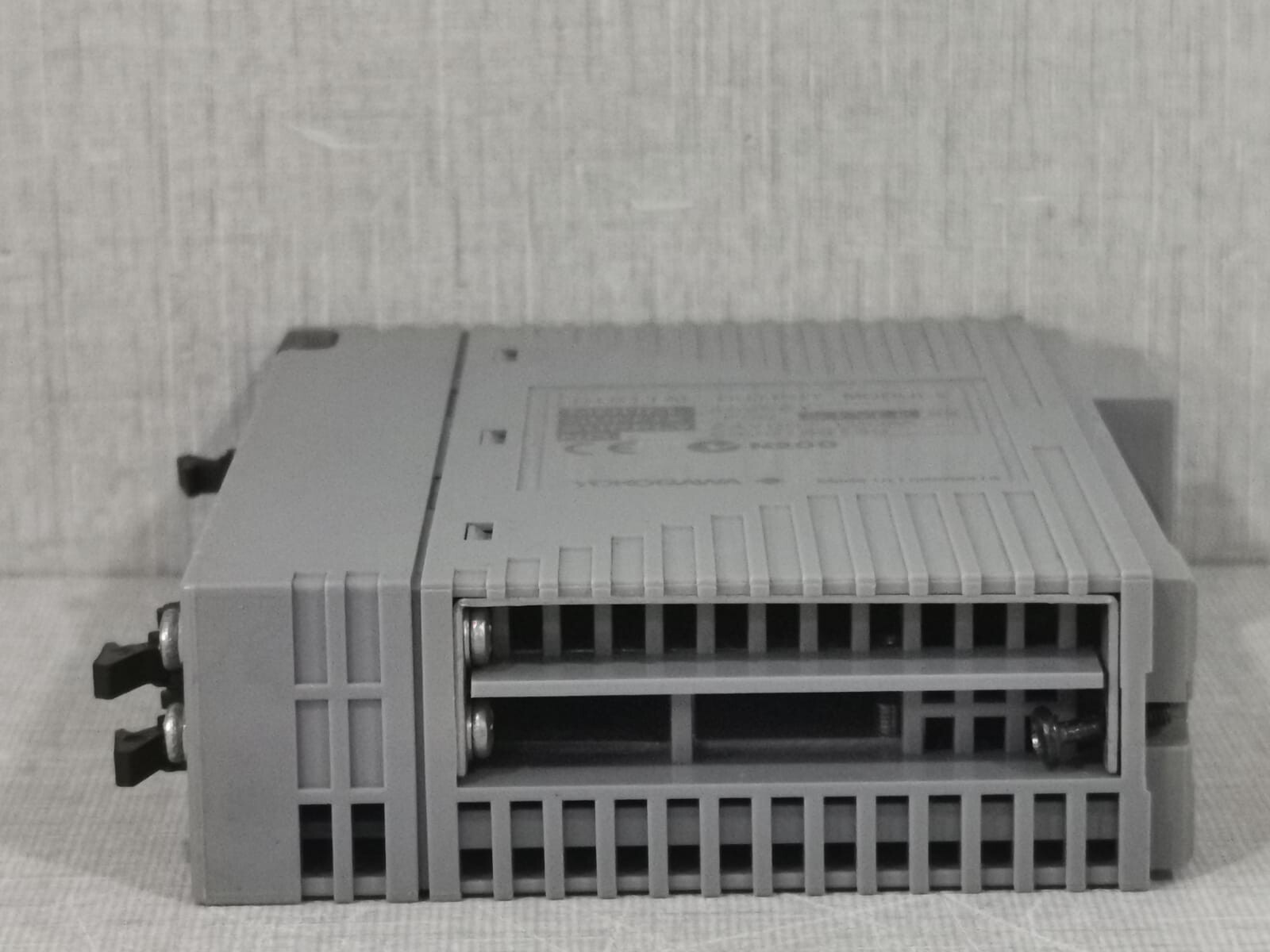 Yokogawa ADV561-P00 S2 YOKOGAWA ADV561-P00 S2 DIGITAL OUTPUT MODULE 9