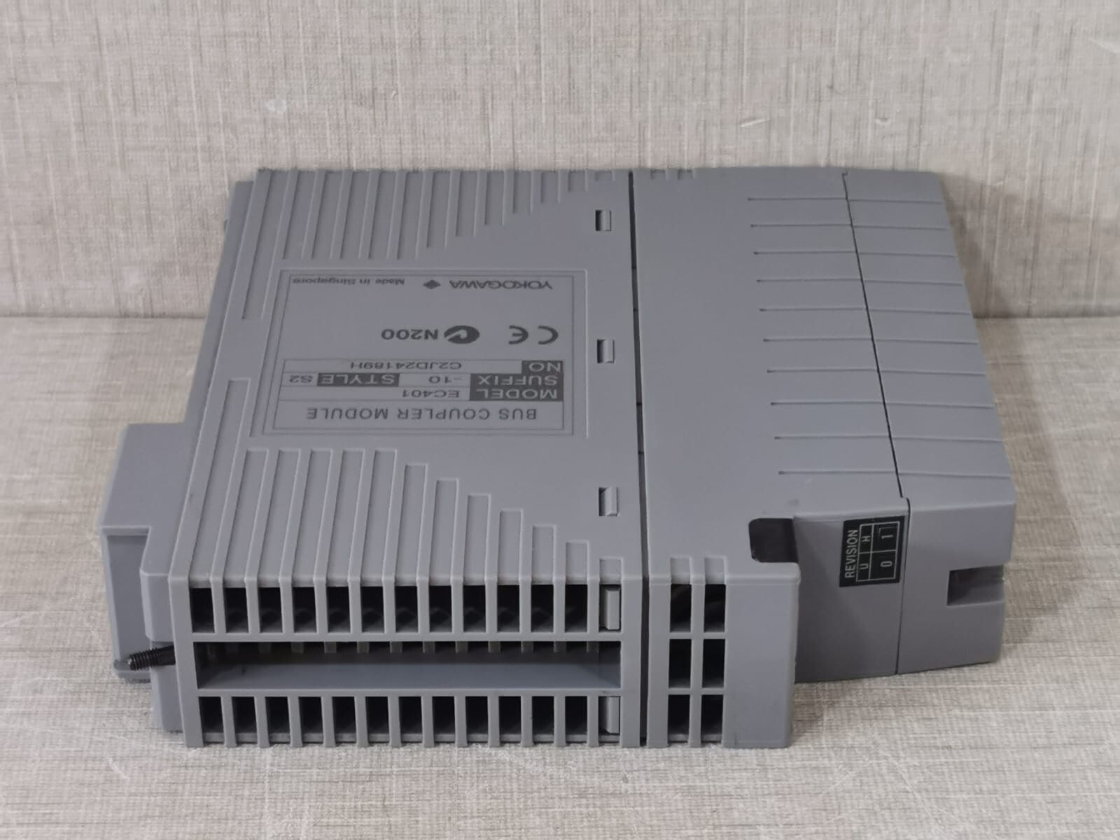 Yokogawa EC401-10 S2 YOKOGAWA EC401-10 S2 BUS COUPLER MODULE 8