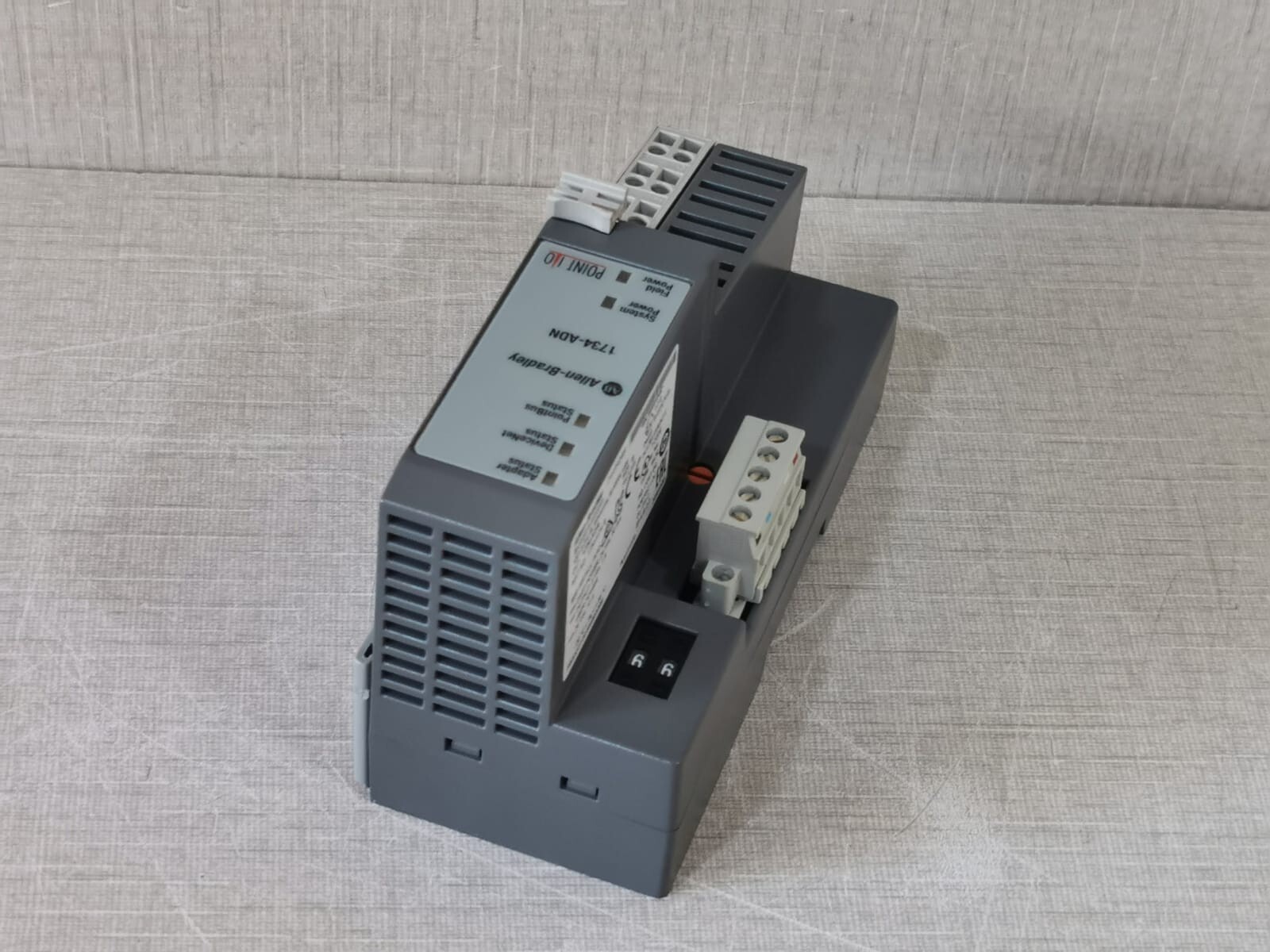 Allen-Bradley 1734-ADN Allen Bradley 1734-ADN Point I/O DeviceNet Network Adaptor Ser. B 5