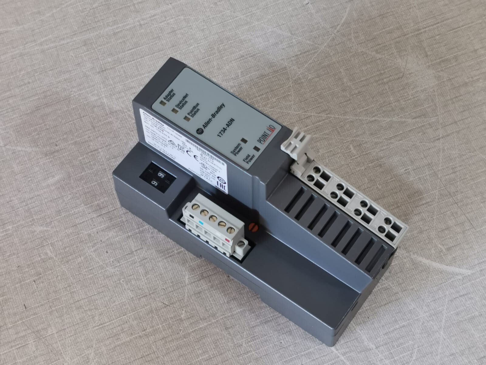 Allen-Bradley 1734-ADN Allen Bradley 1734-ADN Point I/O DeviceNet Network Adaptor Ser. B 6