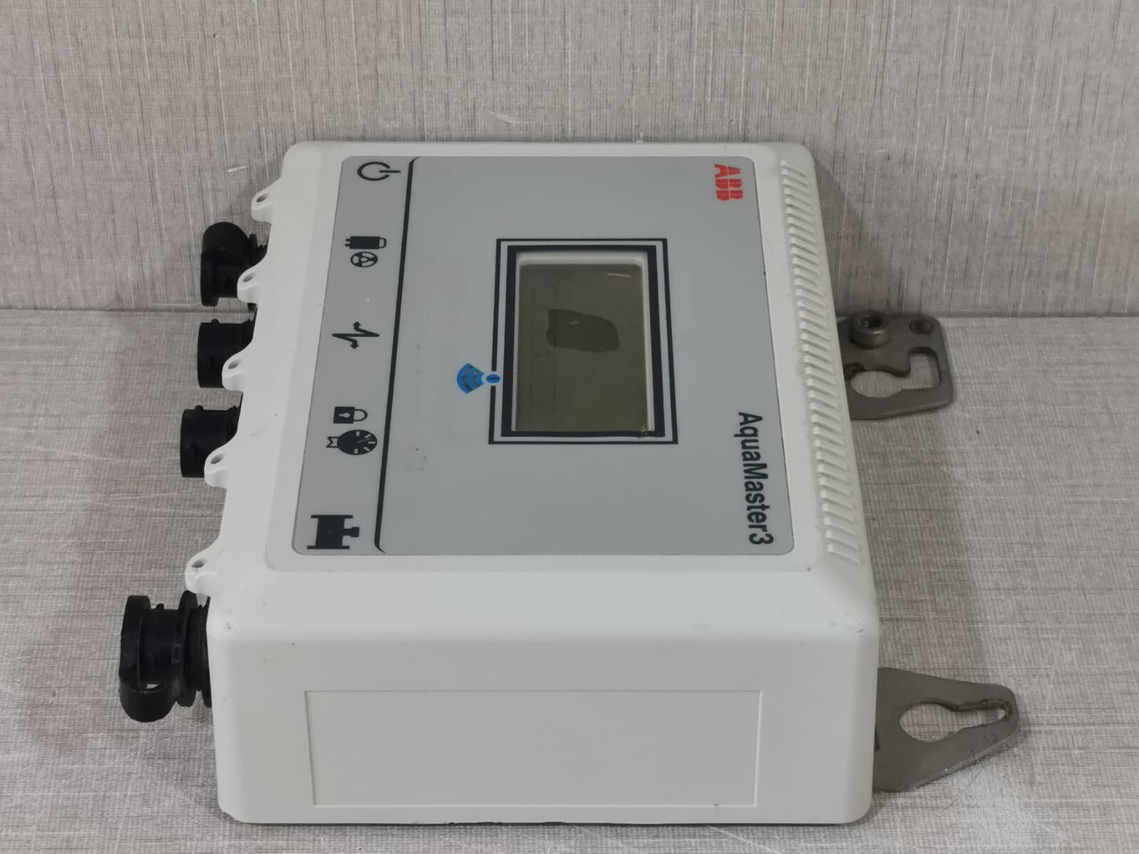 ABB FET221A0Y5G5Y1 ABB AQUAMASTER 3 FET221A0Y5G5Y1 ELECTROMAGNETIC FLOWMETER 4