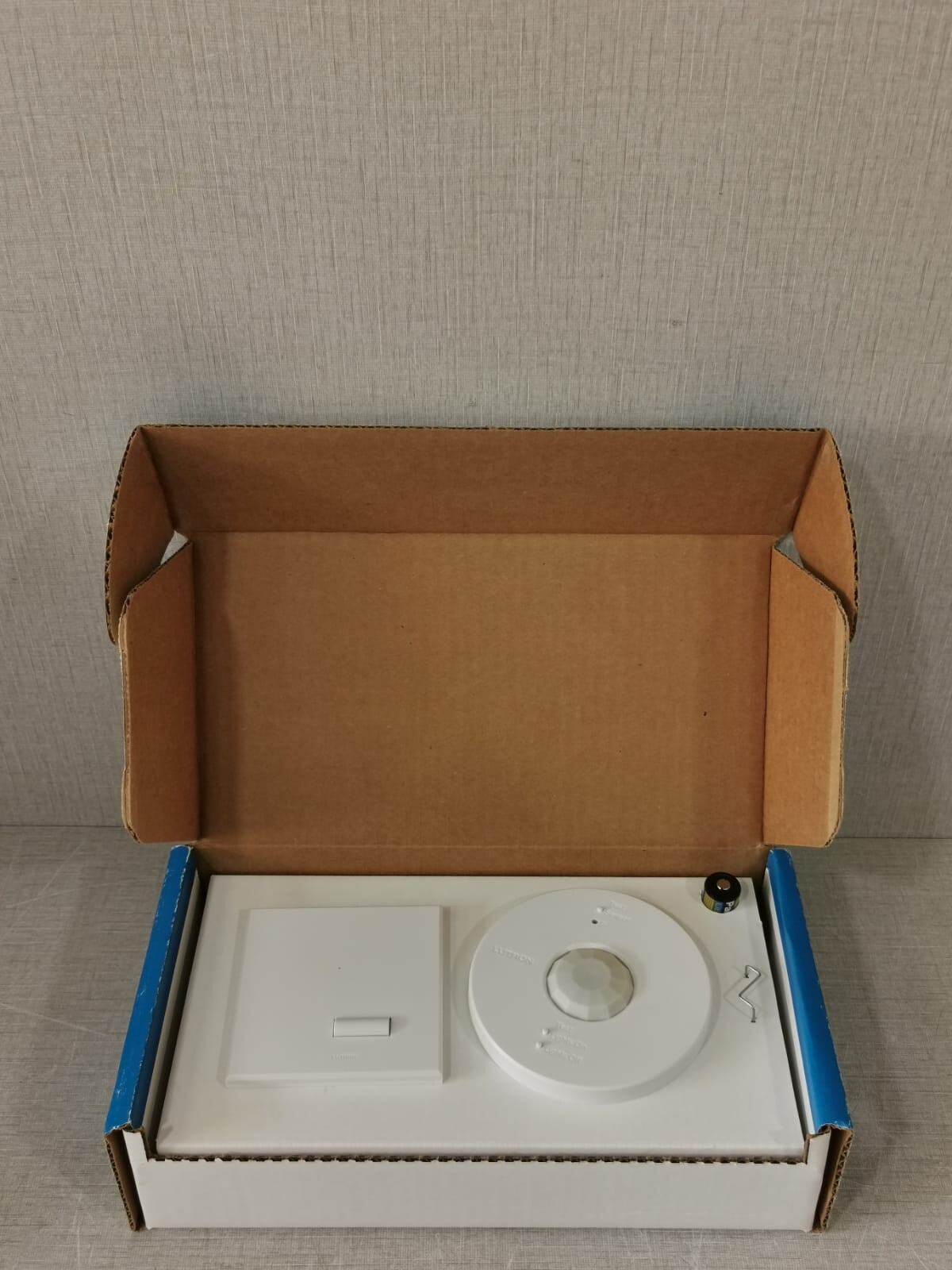 LUTRON RRF-SA05-B-FAW-M LUTRON RRF-SA05-B-FAW-M RF OCCUPANCY SENSOR KIT 2
