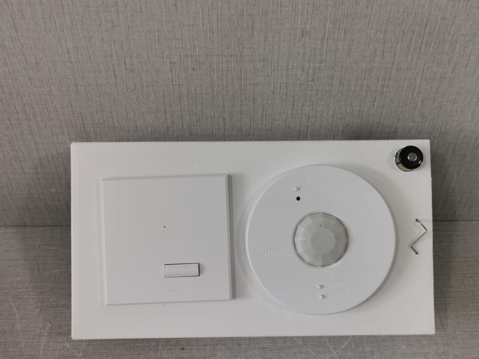 LUTRON RRF-SA05-B-FAW-M LUTRON RRF-SA05-B-FAW-M RF OCCUPANCY SENSOR KIT 3