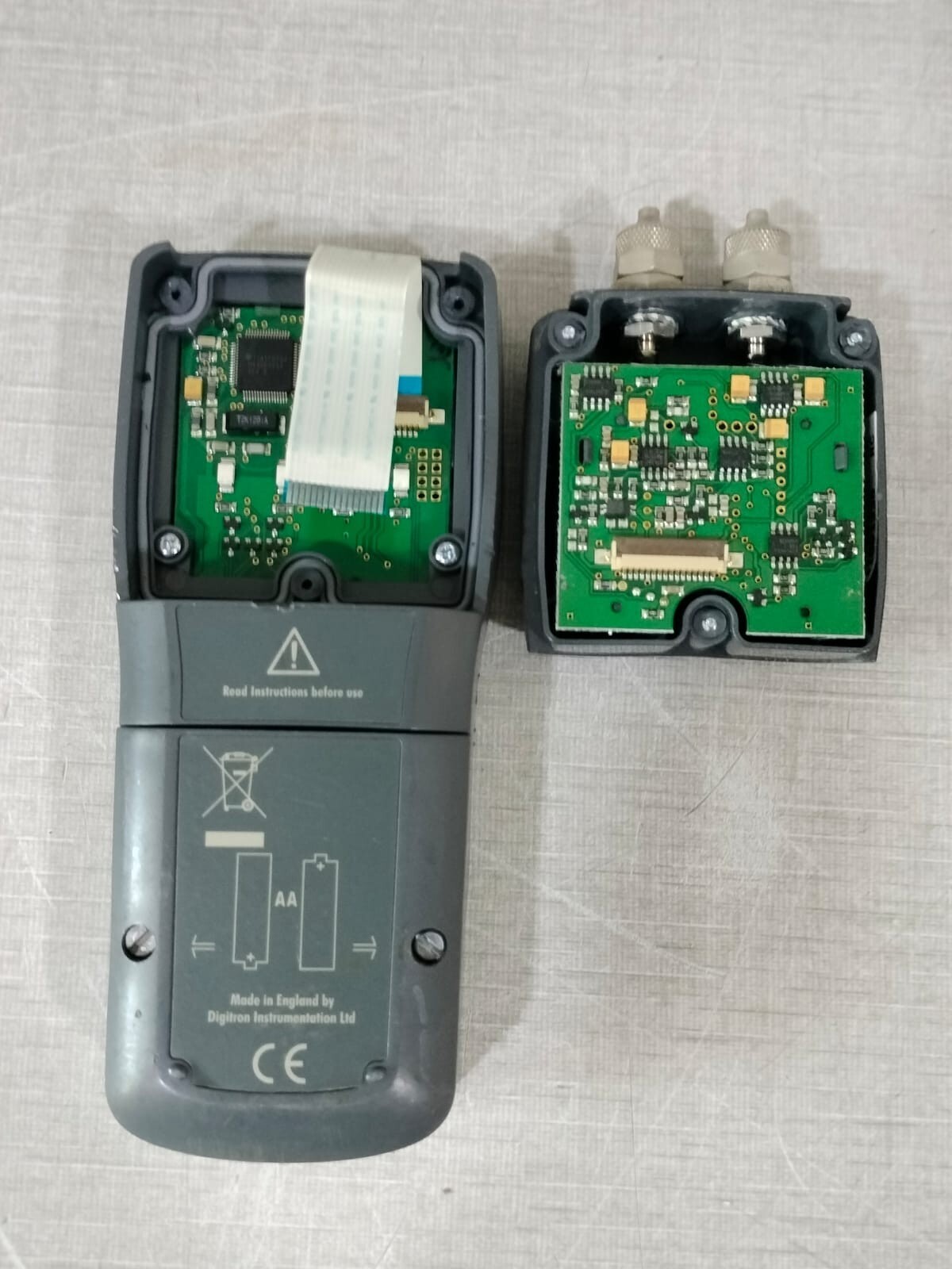 Digitron 2026P Digitron 2026P Manometer- TAPPED HOLE IS BROKEN 4