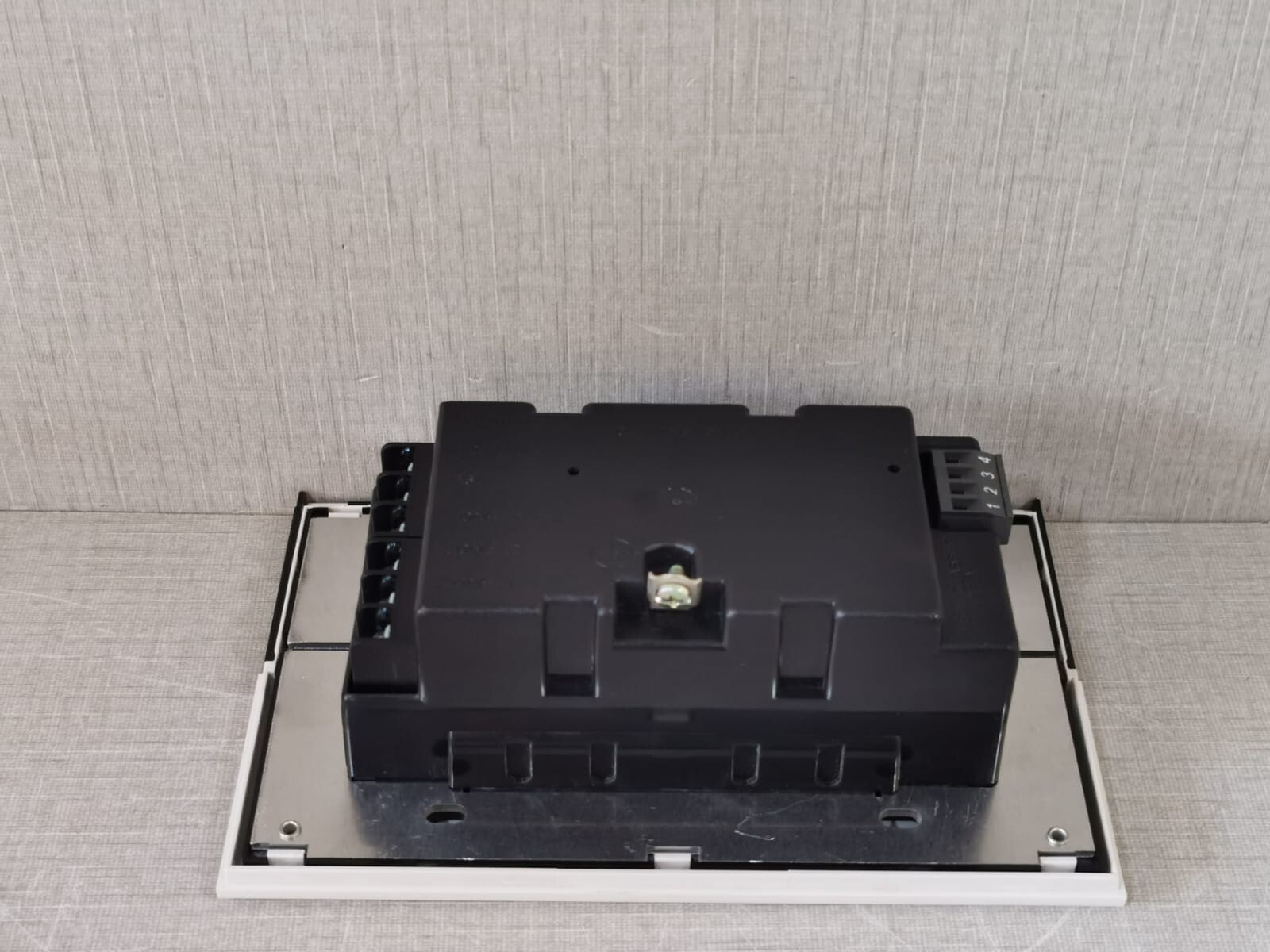 Lutron GRX-3503-T-AU-WH LUTRON GRX-3503-T-AU-WH GRAFIK EYE 3000 SERIES CONTROL UNIT 6