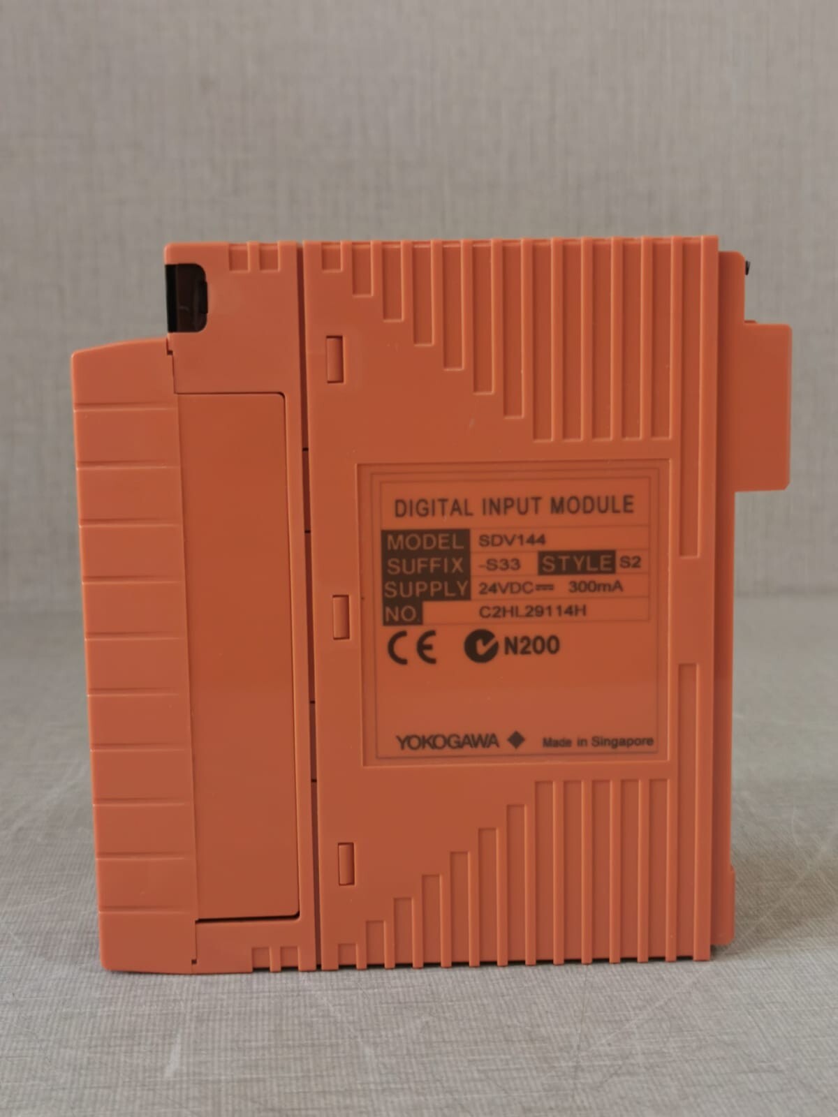 Yokogawa SDV144-S33 S2 SDV144 Yokogawa SDV144-S33 S2 Digital Input Module with Connector/Terminal Pin 4