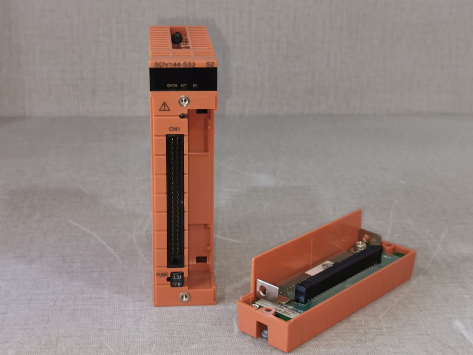 Yokogawa SDV144-S33 S2 SDV144 Yokogawa SDV144-S33 S2 Digital Input Module with Connector/Terminal Pin 6