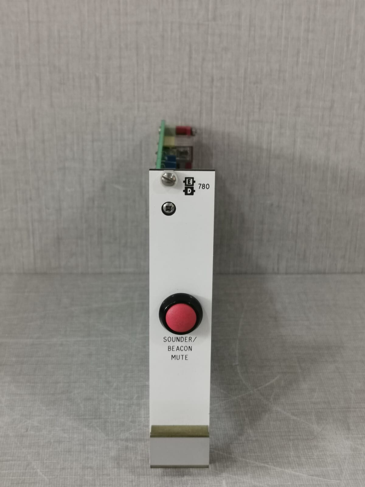 ELECTRONIC DEVICES ED-780 ELECTRONIC DEVICES ED 780 REV.2 RELAY MODULE 2