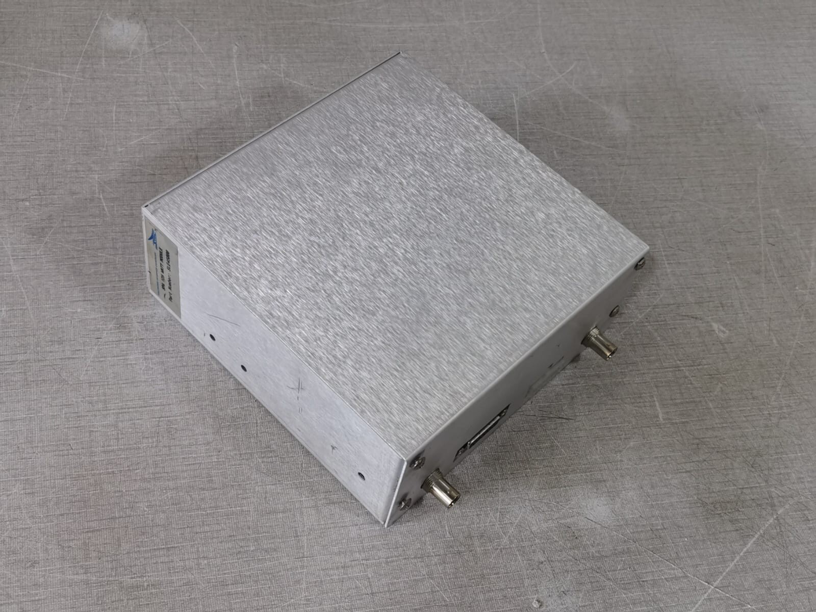 UNKNOWN SLE45000 Southern Avionics Company Switching Power Amplifier 125 WATT Module / SLE45000 10