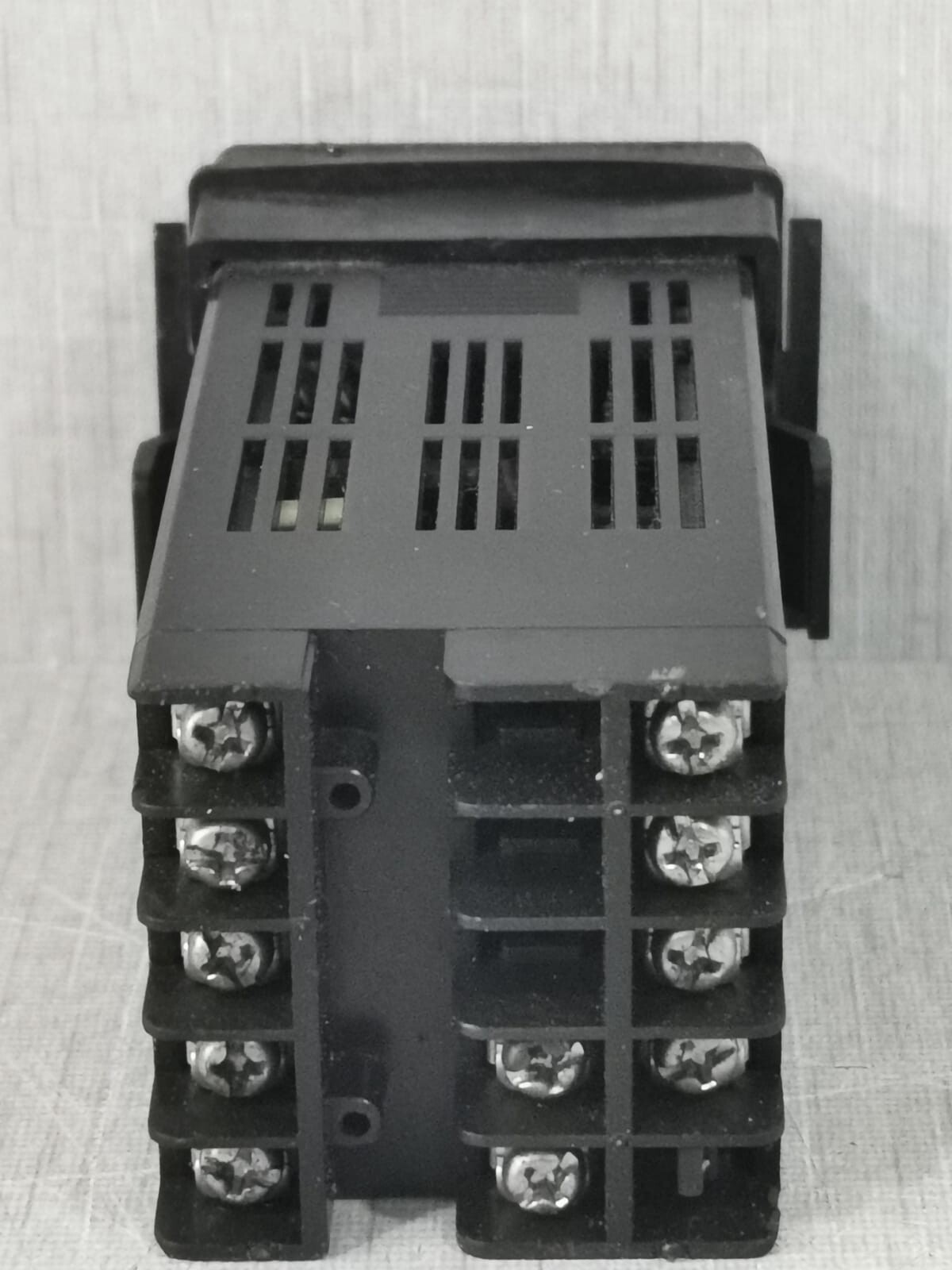 Digital RELAY-85 Selec PID500-0-0-01 Digital Temperature Controller Relay 85 TO 270V AC/DC 9