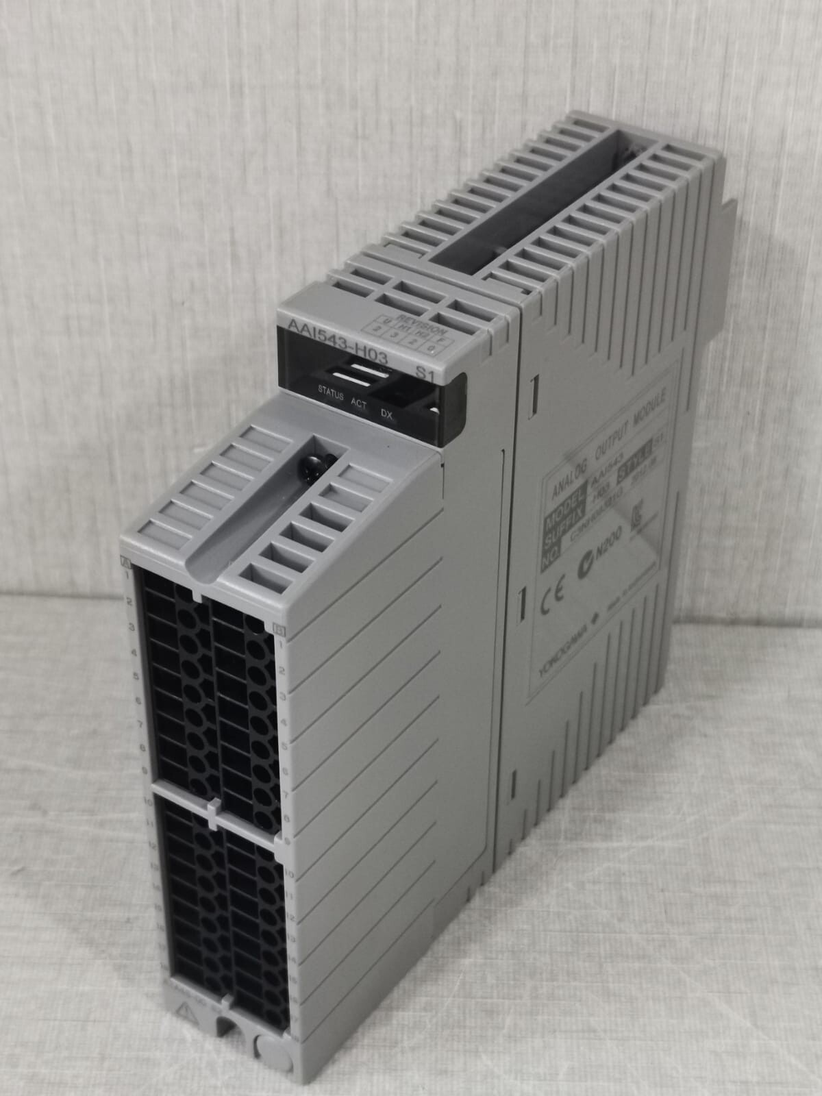 Yokogawa AAI543-H03 YOKOGAWA AAI543-H03 S1 ANALOG OUTPUT MODULE+ ATA4S-00 S2 PIN ADAPTER 3