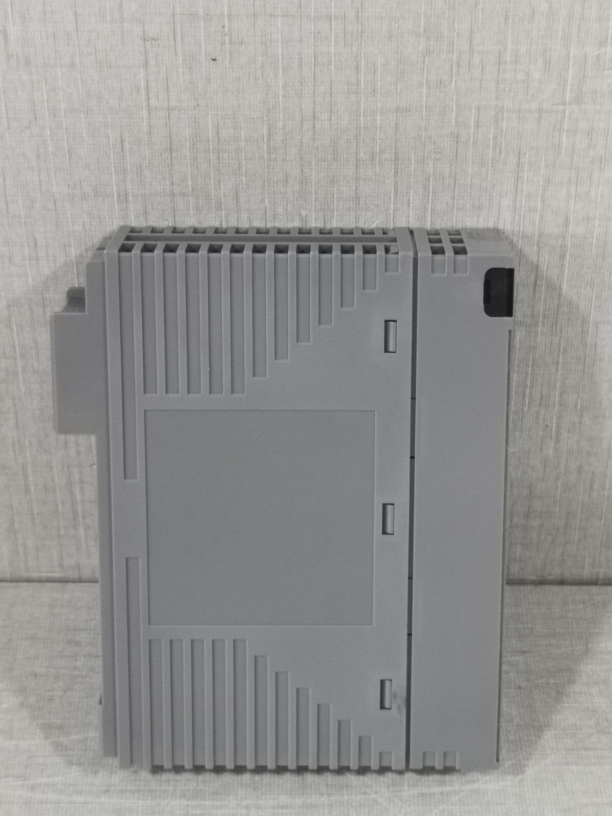Yokogawa ADV551-P63 YOKOGAWA ADV551-P63 S2 DIGITAL OUTPUT MODULE 7