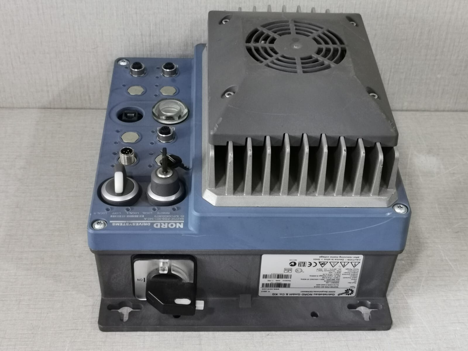 NORD Drive Systems 5060807-100 NORD Drive Systems SK270E-FDS-301-340-A Nord Frequency Inverter P/n: 5060807-100 5