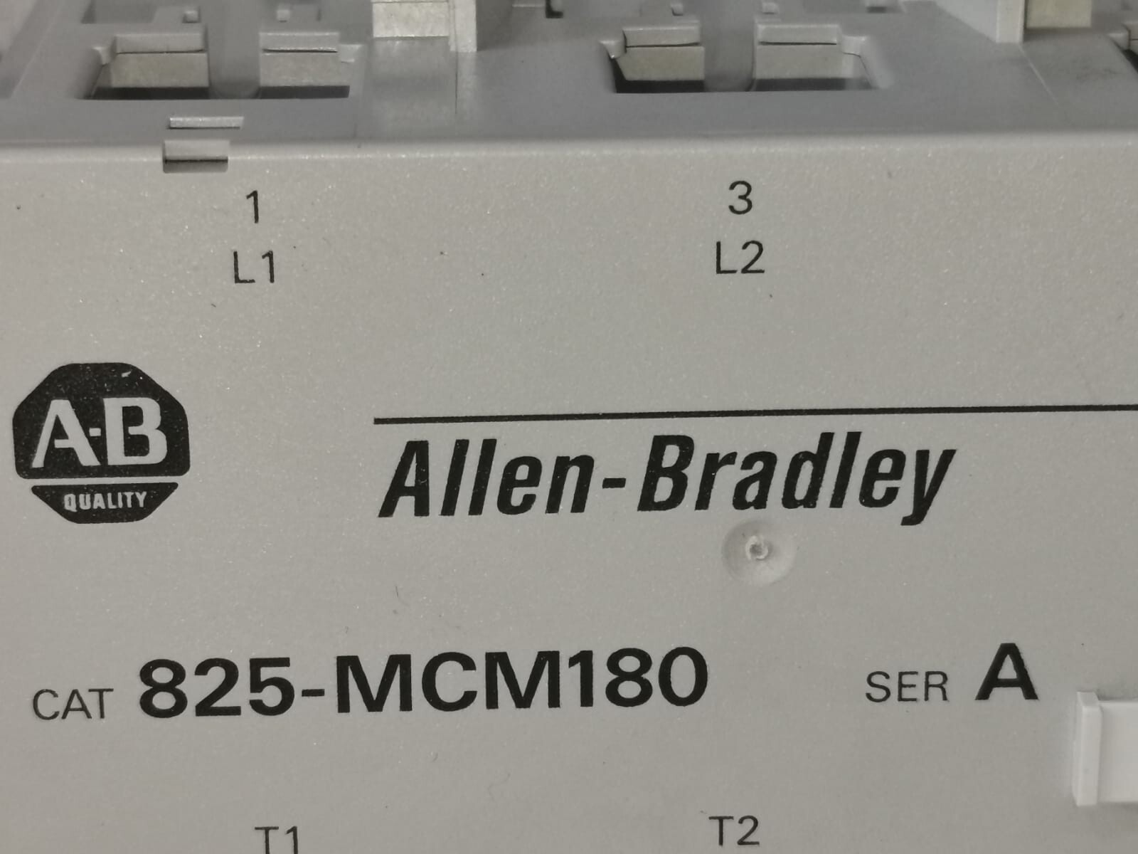 Allen-Bradley 825-MCM180 ALLEN-BRADLEY 825-MCM180 SER A CONVERTER MODULE - W/ FILTHY BOX 4