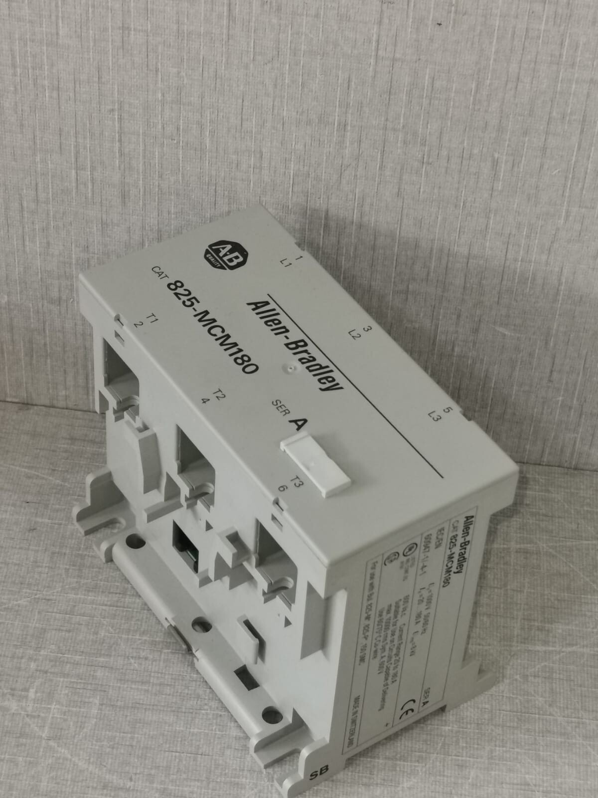 Allen-Bradley 825-MCM180 ALLEN-BRADLEY 825-MCM180 SER A CONVERTER MODULE - W/ FILTHY BOX 5