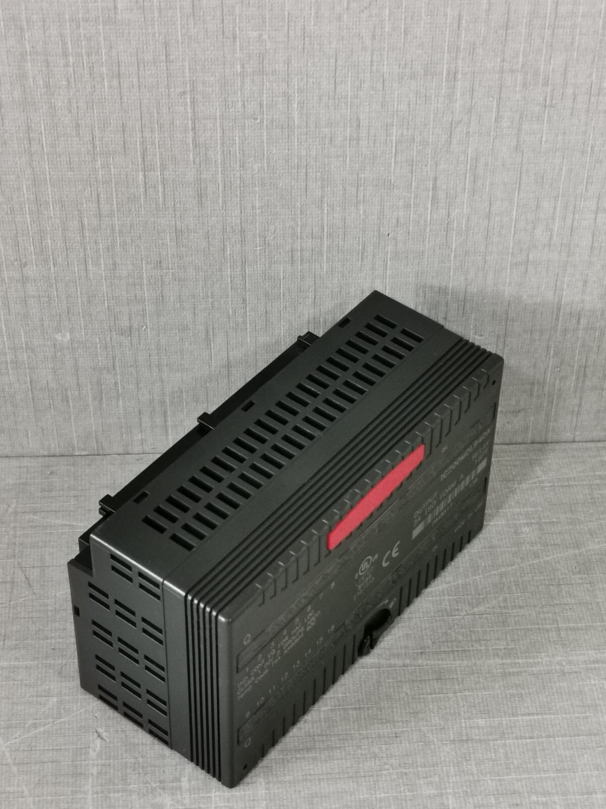GE Fanuc IC200MDL940A GE FANUC IC200MDL940A OUTPUT RELAY ISOLATED 2A FORM A 16PT 4